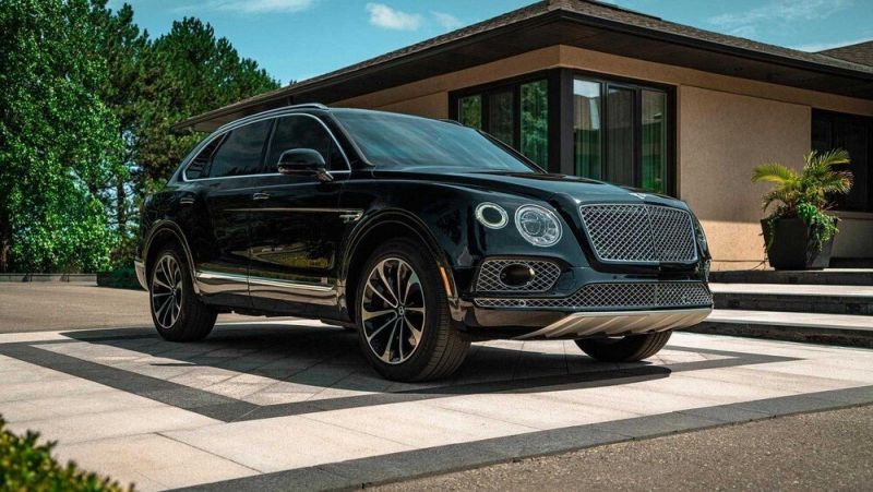 Bentley thông báo triệu hồi hơn 6.000 chiếc SUV Bentayga do lỗi rò rỉ nhiên liệu
