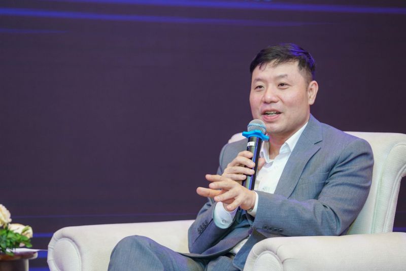 Giáo sư Vũ Hà Văn (Giám đốc Khoa học – Viện Nghiên cứu Dữ liệu lớn VinBDI)