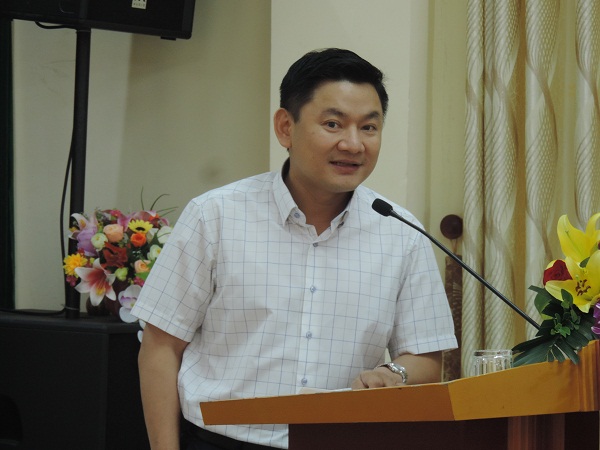 PGS,TS. Bùi Chí Trung, Giám đốc Trung tâm nghiệp vụ Báo chí Truyền thông (Đại học KHXH&NV Hà Nội)