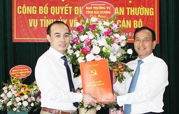 Phó chủ tịch tỉnh Hải Dương trao quyết định bổ nhiệm tân bí thư huyện Kim Thành