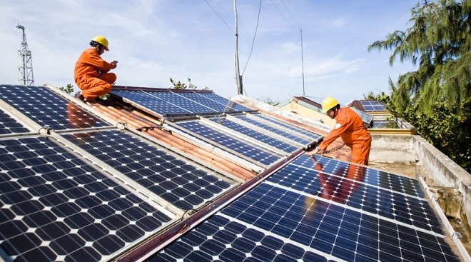 Phát triển điện mặt trời tại các doanh nghiệp Khu chế xuất - Khu công nghiệp