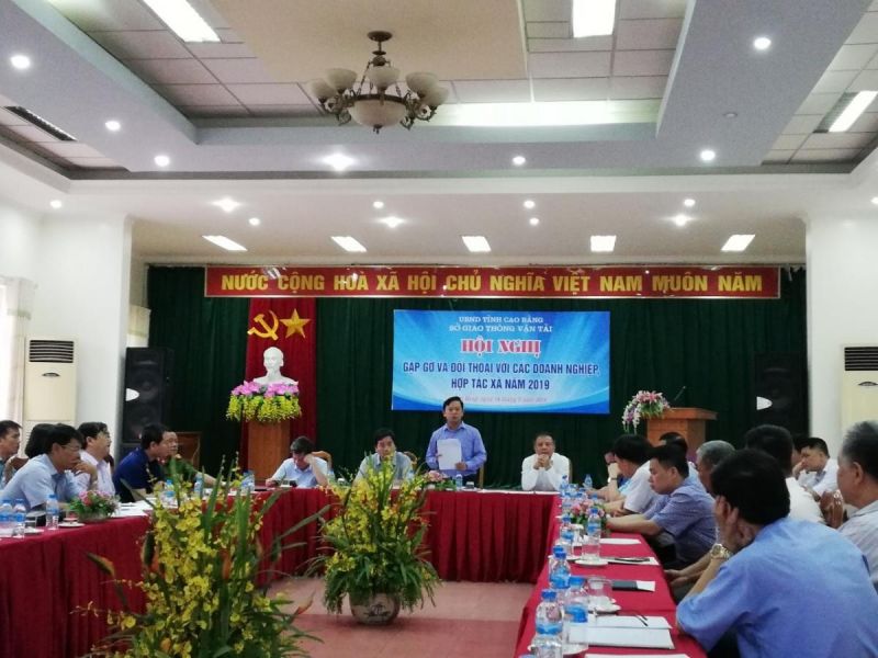 Đồng chí Lã Hoài Nam, Tỉnh ủy viên, Giám đốc Sở GTVT phát biểu tại hội nghị kết công tác năm 2019, triển khai phương hướng, nhiệm vụ năm 2020.