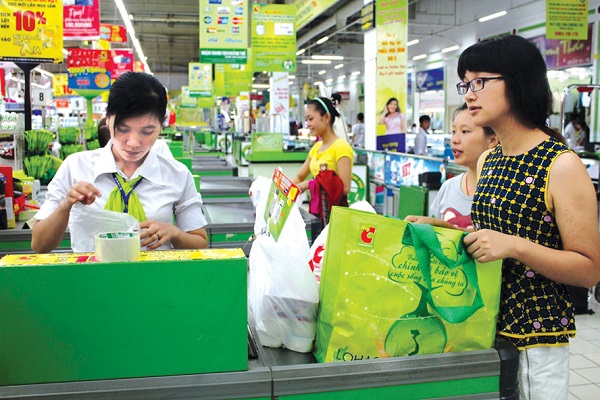 100% các siêu thị, trung tâm thương mại sử dụng sản phẩm bao bì thân thiện môi trường