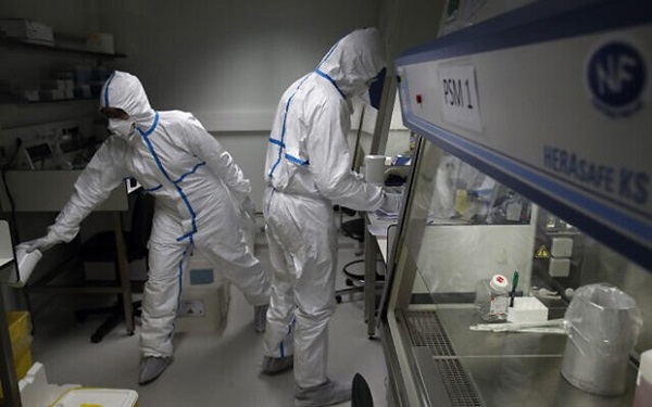 Pháp mở chiến dịch xét nghiệm quy mô lớn nhằm đẩy lùi dịch Covid-19