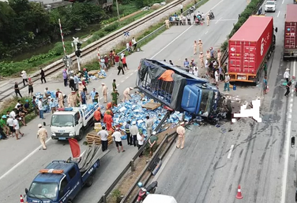 Trong 6 tháng đầu năm, toàn quốc xảy ra 6.790 vụ tai nạn giao thông, làm tử vong 3.242 người, bị thương 4.939 người.