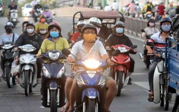 Bỏ quy định bật đèn xe máy ban ngày