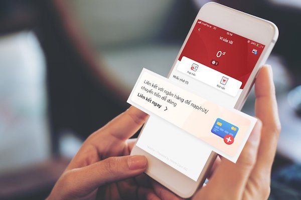 Tài khoản ví điện tử chưa xác thực sẽ bị tạm khóa từ hôm nay