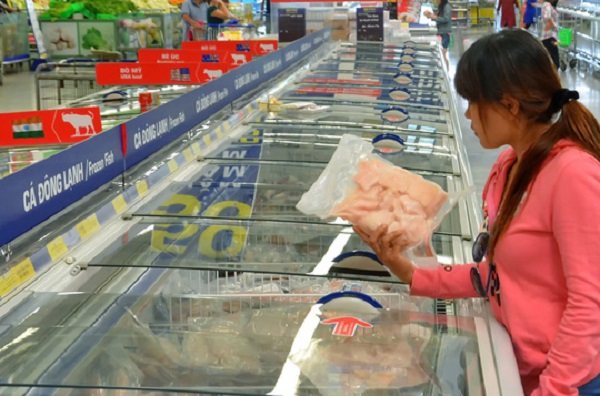 Hải sản tiếp tục chiếm lĩnh kệ hàng các siêu thị