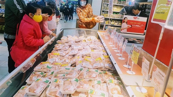 Giá cả thị trường ngày 12/7: Cuối tuần, săn hải sản, thịt gà,… giá tốt tại siêu thị