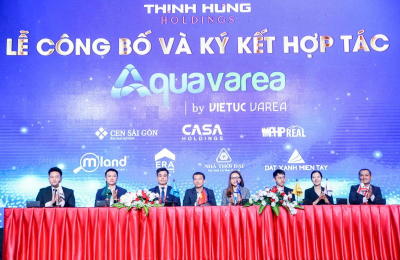 Thịnh Hưng Holdings cùng 7 đơn vị ký hợp tác và phân phối phân khu mới tại dự án Đô thị nhạc nước VietUc Varea