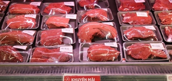 Si&ecirc;u thị miệt m&agrave;i giảm gi&aacute; thịt b&ograve;