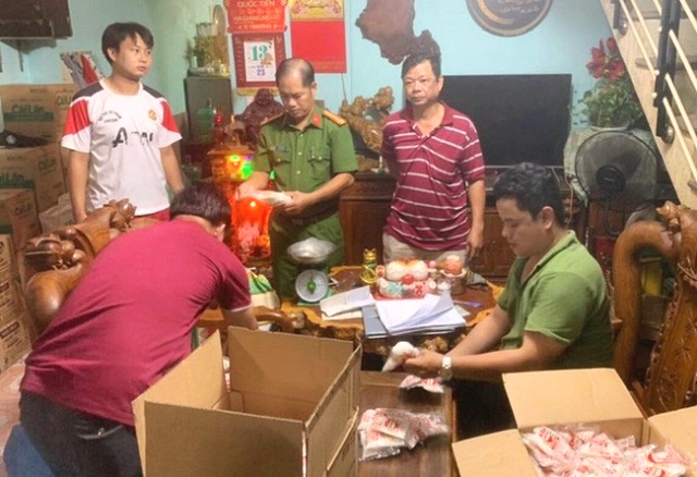 Đà Nẵng: Bắt quả tang 1 cơ sở sản xuất hạt nêm, mì chính giả