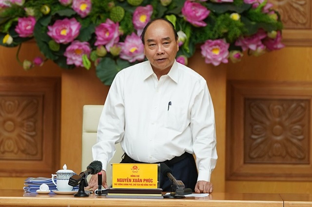 Thủ tướng Nguyễn Xuân Phúc phát biểu tại cuộc họp. Ảnh: Đình Hiếu