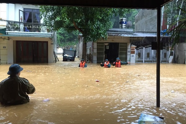 Các đơn vị chức năng tỉnh Hà Giang đang kiểm tra, khắc phục hậu quả mưa lũ