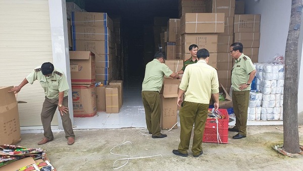 Lực lượng QLTT Bình Dương thu giữ số lượng lớn súng đồ chơi trẻ em nhập khẩu