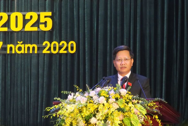Đồng chí Lê Anh Quân - Bí thư Huyện ủy, Chủ tịch UBND huyện An Dương phát biểu tại đại hội