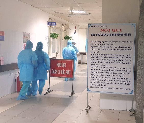 Thực hiện xét nghiệm kháng thể đối với khoảng 2.200 nhân viên y tế tại Bệnh viện Đà Nẵng