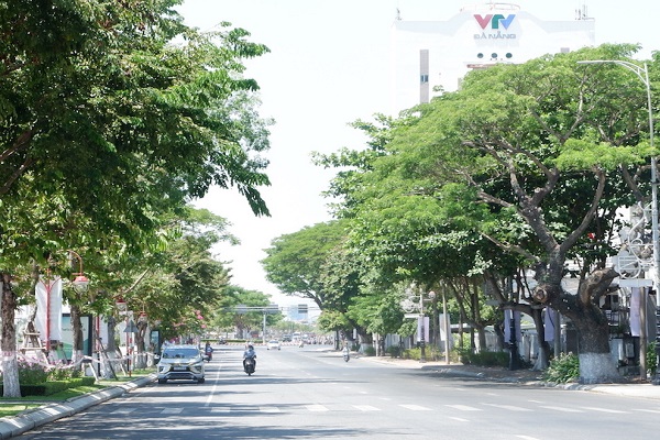 Lượng người tham gia giao thông trên các tuyến đường ở Đà Nẵng giảm mạnh