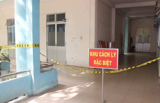 Đồng Nai khám, xét nghiệm SARAS-CoV2 cho 4 trường hợp về từ Đà Nẵng có biểu hiện ho, sốt