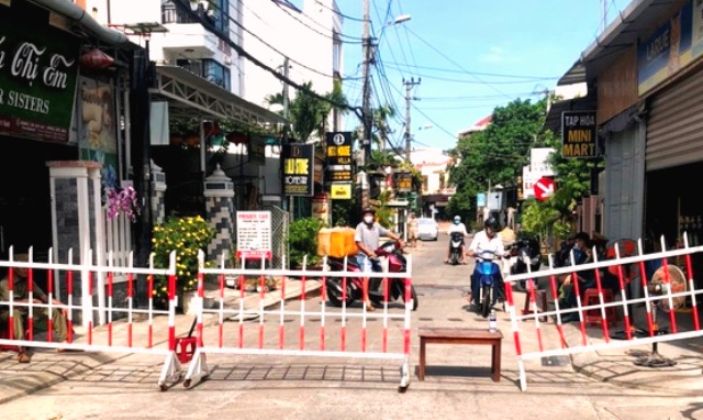 Nhiều khu dân cư trên địa bàn tỉnh Quảng Nam đã phong tỏa để phòng ngừa dịch Covid-19 bùng phát