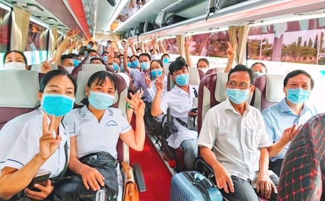 Đoàn bác sĩ, điều dưỡng TP. Hải Phòng gồm 33 người lên đường chi viện cho tâm dịch Đà Nẵng