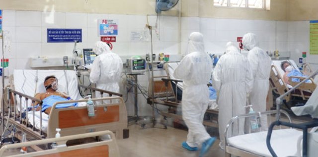 Bệnh nhân điều trị nhiễm Covid-19 tại Bệnh viện dã chiến Hòa Vang