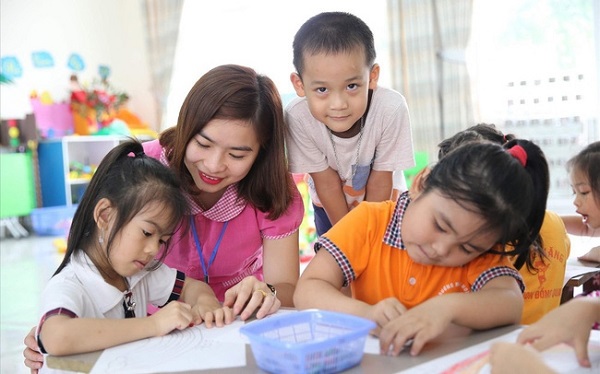 Khoảng 30.000 giáo viên mầm non sẽ được vào diện hỗ trợ