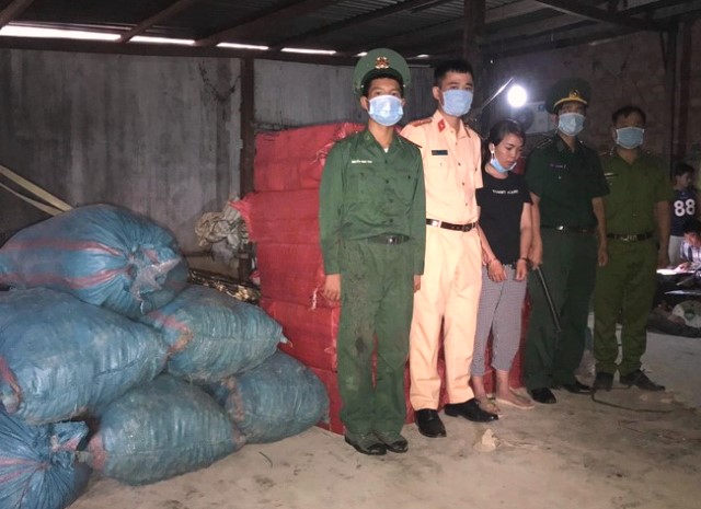 Kon Tum: Đào hầm trong nhà để cất giấu hơn 1 tấn pháo