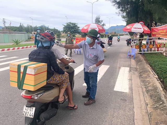 Đà Nẵng: Cách ly hàng loạt tổ dân phố trên địa bàn Quận Liên Chiểu, Thanh Khê, Hải Châu để ngăn COVID-19