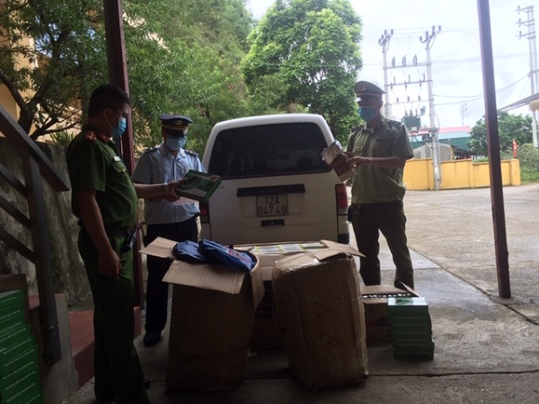 Lạng Sơn: Liên tiếp phát hiện và thu giữ hàng nhập lậu