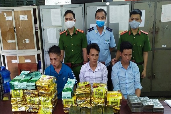 Cục Hải quan Nghệ An, phối hợp với Công an huyện Kỳ Sơn, Nghệ An phá thành công chuyên án mua bán, vận chuyển trái phép chất ma túy xuyên quốc gia