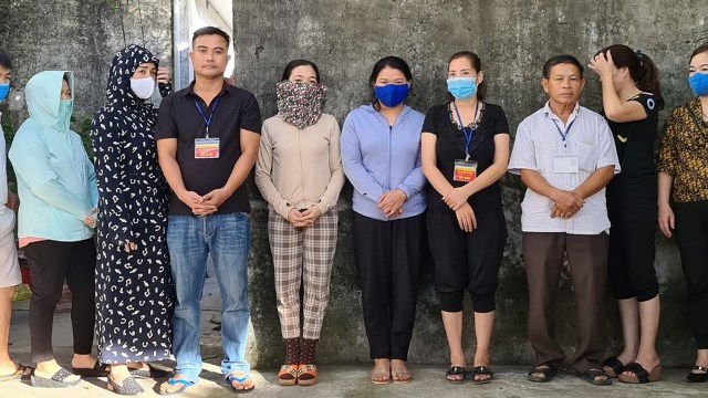 Hà Tĩnh: Bắt giữ 11 đối tượng đánh bạc bằng hình thức lô đề