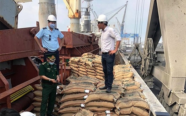 Hàng chục tấn gạo bị Hải quan Thanh Hóa bắt giữ