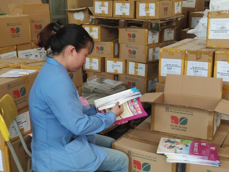 In hơn 127 triệu bản sách giáo khoa cho năm học mới