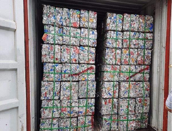 Lực lượng Hải quan: Phát hiện 130 tấn phế liệu nhôm xuất lậu