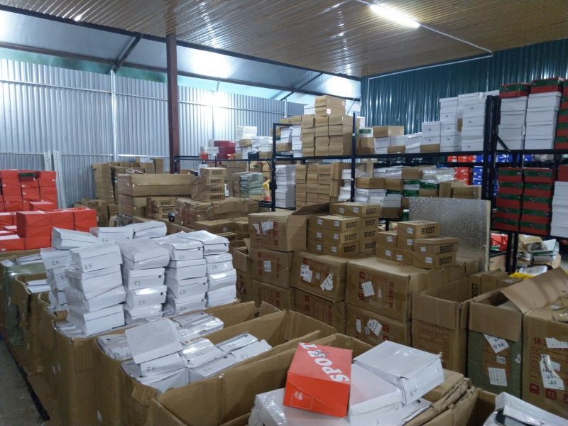 Lào Cai: Tạm giữ gần 6.000 sản phẩm giày dép các loại có dấu hiệu vi phạm