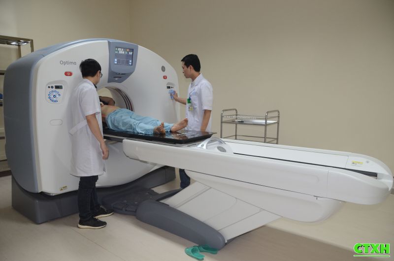 Máy móc hiện đại được các y, bác sỹ Bệnh viện Đa khoa tỉnh Thái Bình sử dụng điều trị cho người bệnh