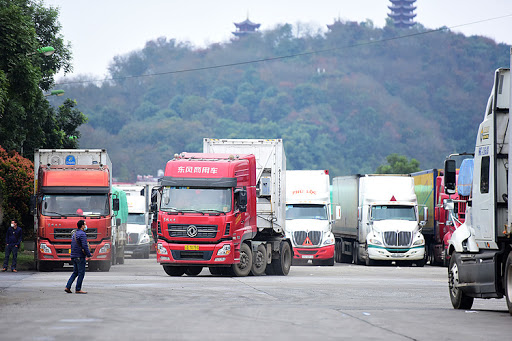 Trung tâm quản lý cửa khẩu Đồng Đăng (Lạng Sơn): Bắt chủ phương tiện phải mua Bảo hiểm Bưu Điện