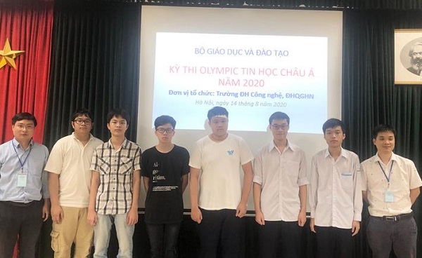 Đoàn học sinh tham gia Olympic Tin học Châu Á Thái Bình Dương 2020 của Việt Nam