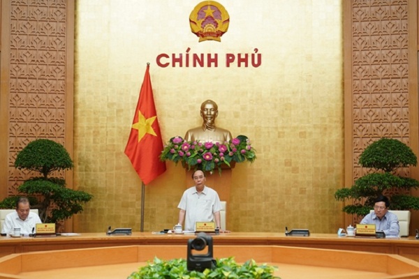 Thủ tướng yêu cầu các bộ, ngành đẩy nhanh việc cấp thị thực cho chuyên gia, nhà đầu tư nước ngoài vào Việt Nam