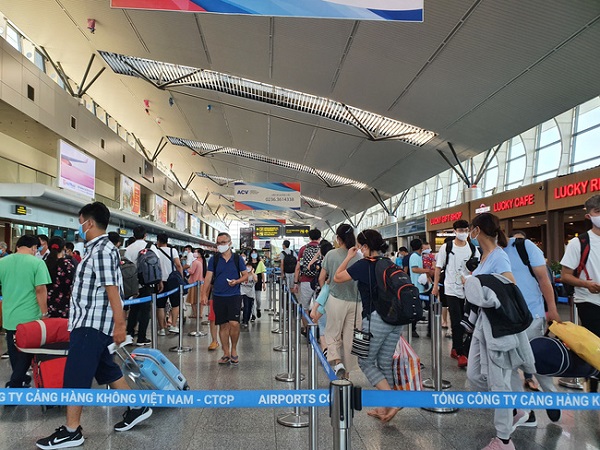 Đà Nẵng đề nghị mở các chuyến bay đưa 600 người về TP.HCM