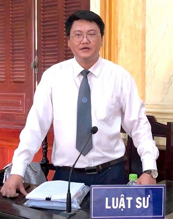 Luật sư Hoàng Tùng (Đoàn Luật sư TP Hà Nội) nêu quan điểm về việc cấp chồng sổ đỏ