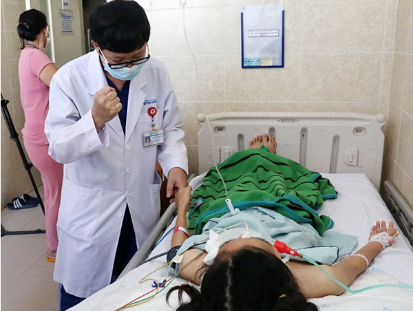 Bệnh nhân nghi bị ngộ độc Pate Minh Chay