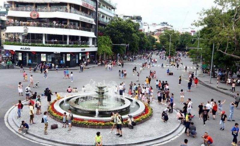 Hà Nội: Phòng chống dịch bệnh gắn với đảm bảo an sinh xã hội, phát triển kinh tế