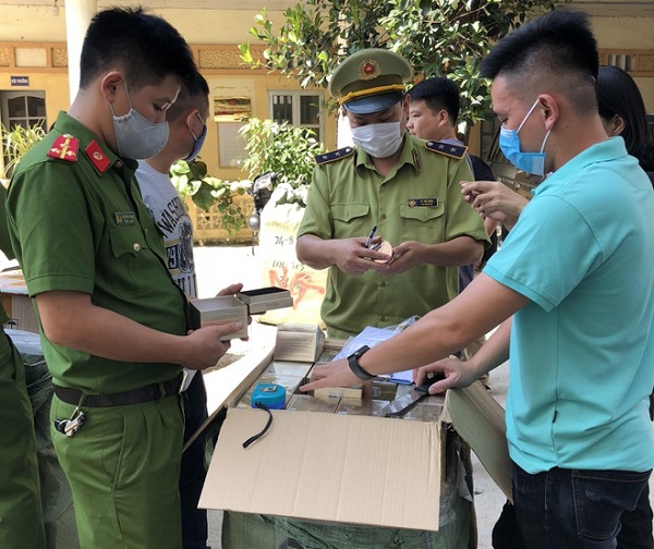 Lạng Sơn: Thu giữ hàng chục nghìn đồ gia dụng, khẩu trang nhập lậu