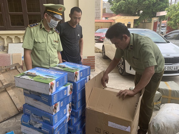 Cục QLTT Lạng Sơn: Đẩy mạnh đấu tranh chống buôn lậu, hàng giả
