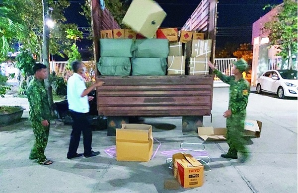 Tổng cục Hải quan: Tặng giấy khen cho 6 cá nhân có thành tích xuất sắc