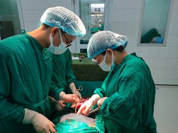 Tuyên Quang: Phẫu thuật lấy thai thành công cho sản phụ có 2 tử cung hiếm gặp