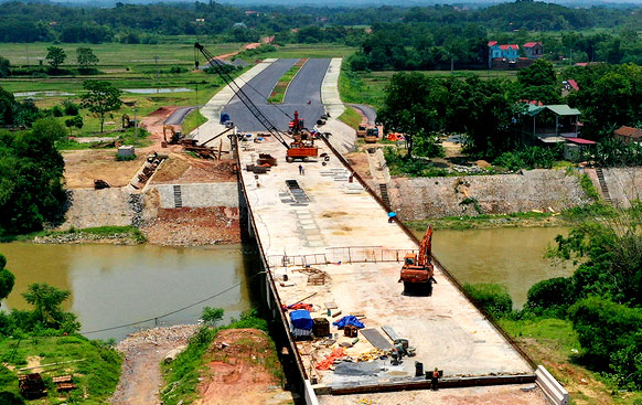 Phú Bình Thái Nguyên: Đầu tư xây dựng kết cấu hạ tầng theo hướng đồng bộ