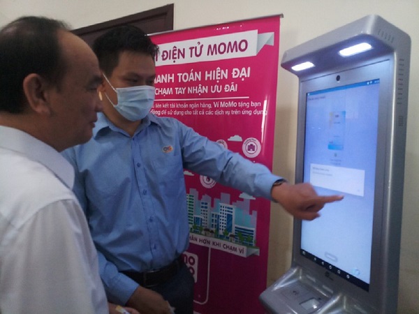 TP.HCM: mở rộng mô hình trường học thông minh, không sử dụng tiền mặt